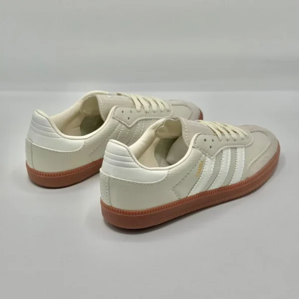 ⁦Adidas Samba OG "Beige/White⁩ - الصورة ⁦2⁩
